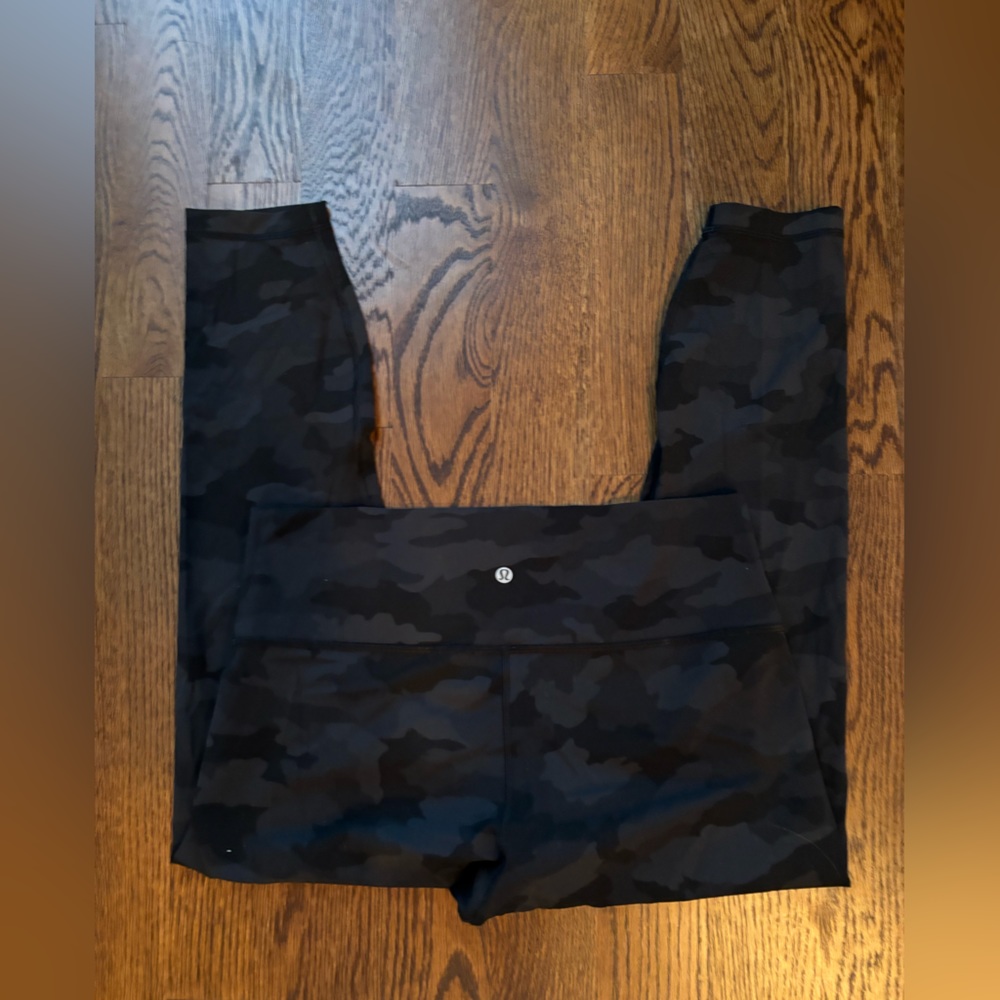 Lululemon wunder under